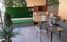 Shara Talyan Guest House & Tours