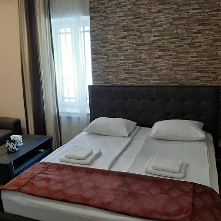 Shara Talyan Guest House & Tours Yerevan Exterior photo