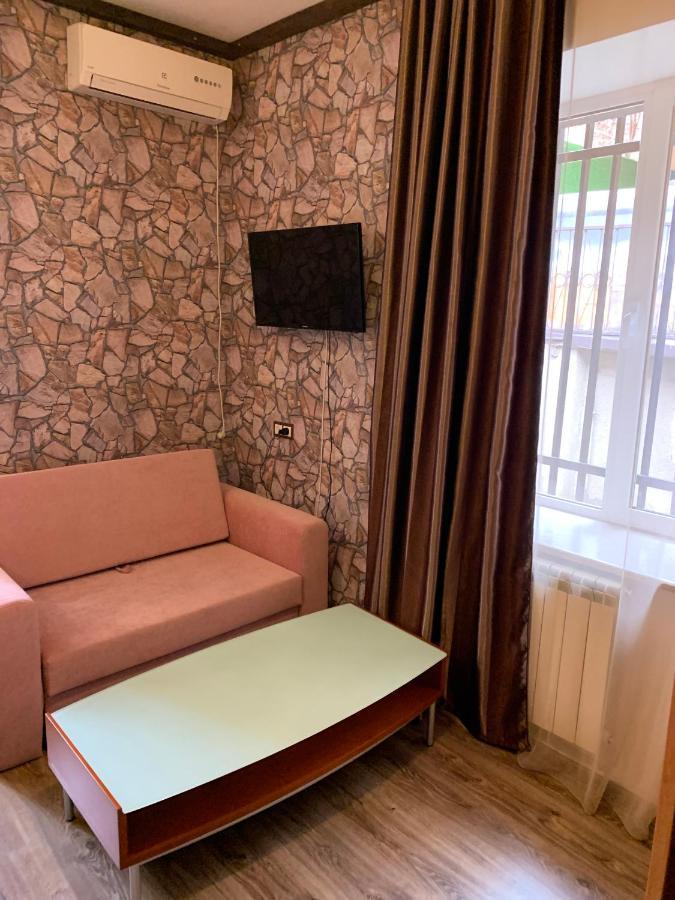 Shara Talyan Guest House & Tours Yerevan Exterior photo